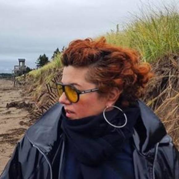 Meet your Posher, Abi - Picture 1 of 1